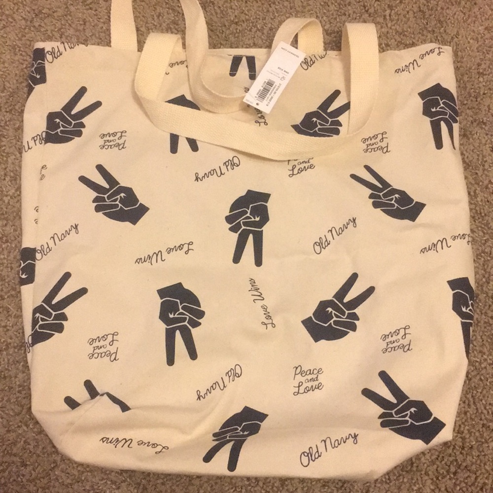 2/$10!!! Love wins tote